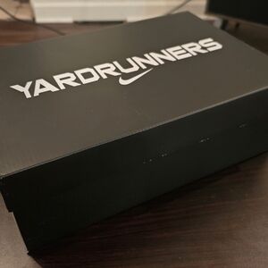 Nike Yardrunners SIZE 10 MENS